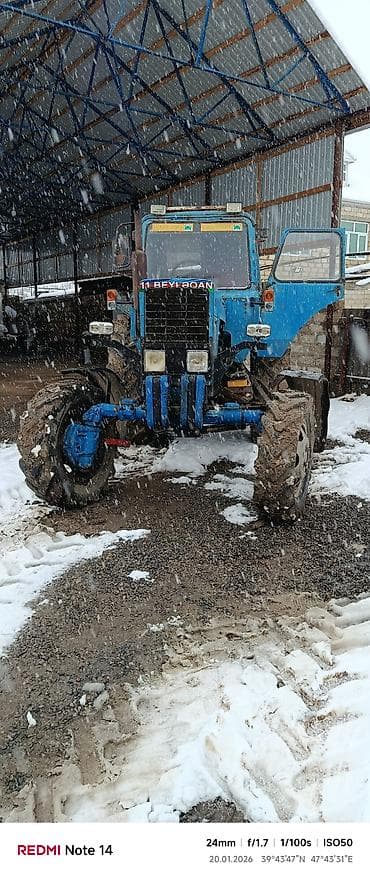 İnkubatorlar: MTZ Belarus təkərli traktor - Güclü dizel mühərrik, ön qaldırıcı yük — 2