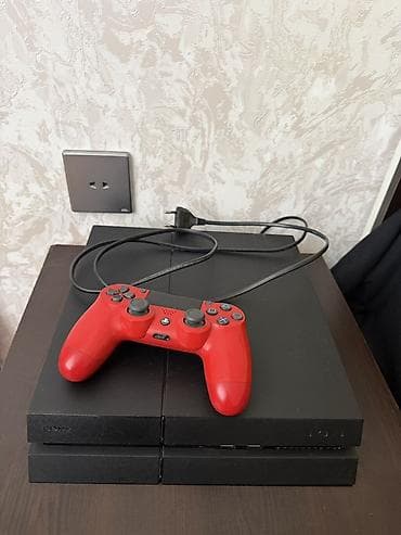 Sony PlayStation 4 (PS4) oyun konsolu - Model: PS4 (orijinal versiya