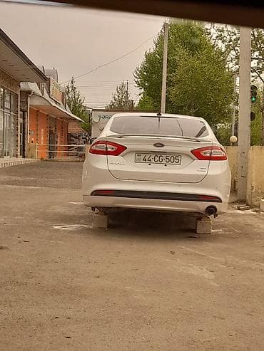 BMW 5 series GT: 3 l | 2010 il