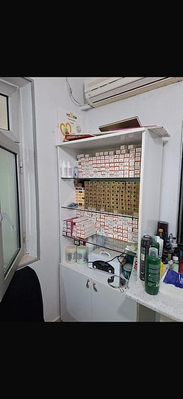 Gözəllik salonu üçün mebel və avadanlıq dəsti Tərkib: - Vizaj/saç — 4