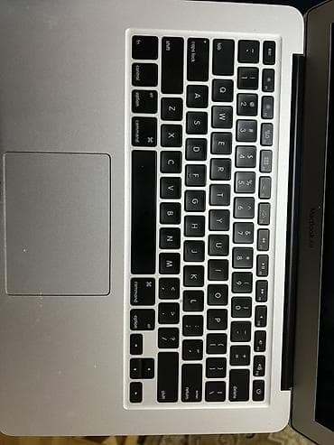 apple notebook qiymetleri: Tezeden secilmir 6 ay zemanet verilir Apple MacBook Air 13" - Ekran — 6