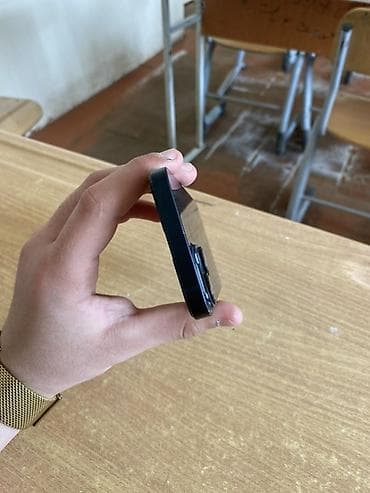 ipone 8 pilus: IPhone 14, 128 GB, Midnight, Face ID — 6