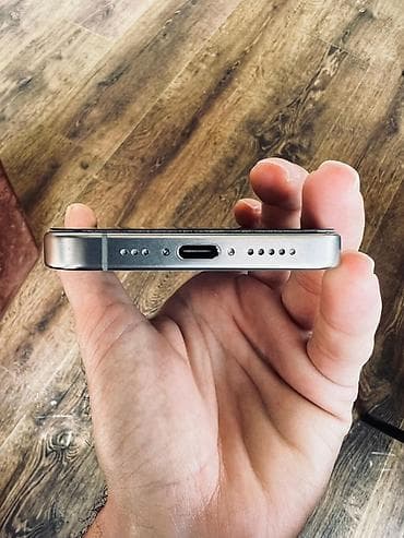 ıphon: IPhone 15 Pro, 128 GB, Natural Titanium, Face ID — 9