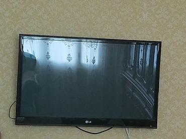 LG LCD/LED televizor, divar asqısı ilə. - Təxmini diaqonal: 32–37 düym