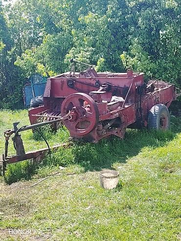 mtz 80 karopka: Belarus MTZ traktoru və press yığan qoşma Məhsulun təsviri: - Traktor — 3