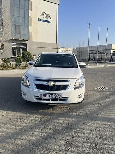 daewoo gentra 2020: Chevrolet Cobalt: 1.5 l | 2025 il 9200 km Sedan — 5