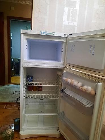 Soyuducular: 2 qapılı Indesit Soyuducu Satılır, rəng - Ağ — 2