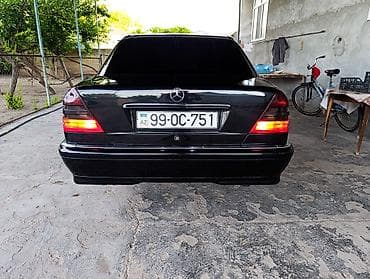 Nəqliyyat: Mercedes-Benz 220: 2.2 l | 1998 il Sedan — 2