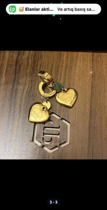 qizil kulce satilir: 3 sırğa.İşlənməyiblər — 5
