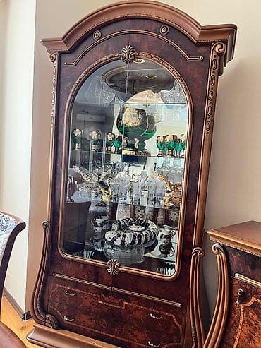 masa və stullar: Açılan, Oval masa, 8 stul — 3