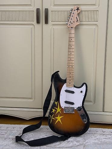 Musiqi alətləri: Fender Mustang elektrik gitara TECILI SATILIR - Korpus: kompakt — 1