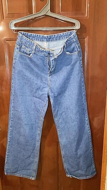 Cinslər: Hər biri 9 azn real istəyən əlaqə saxlasın. Məhsul: Qadın jeans — 4