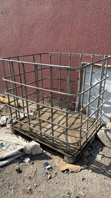 морозильная камера для мороженого бу: Məhsul: Metal çərçivəli iri həcmli konteyner qəfəsi (IBC tank karkası) — 1