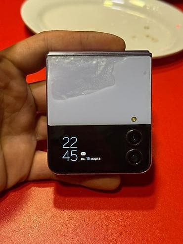 ТВ и видео: Samsung Galaxy Z Flip 4, цвет - Фиолетовый, Отпечаток пальца — 4
