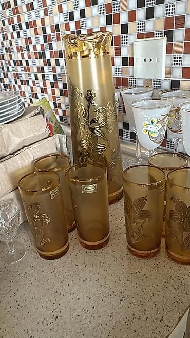 набор инструментов: Цвет - Золотой, Стекло — 1