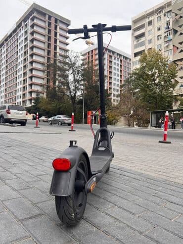 7 yerlik avtomobillər: 🚀 Təcili satılmır! NAVEE V40 Pro Elektron Skuter – ideal vəziyyətdə! — 2
