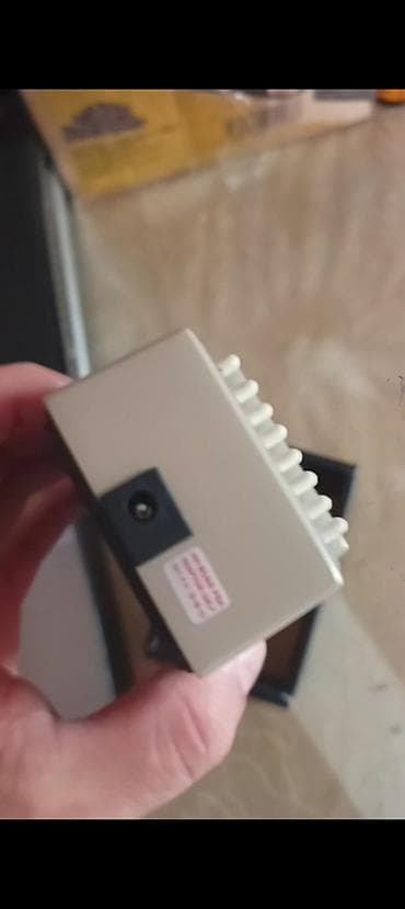 Musiqi alətləri: Məhsul: Boss GE-7 Equalizer pedalı Xüsusiyyətlər: - 7 zolaqlı EQ: 100 — 3