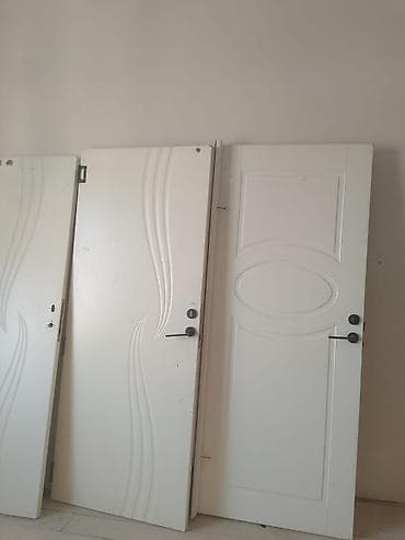 otağ qapilari ucuz: İşlənmiş Otaq qapısı Naliçnik ilə, Zəmanətsiz, Ünvandan götürmə — 1