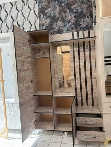 dehliz ucun oboylar: Yeni, Açılan, Düz dolab, Dəhliz dolabı, Azərbaycan — 2