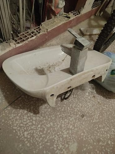 Keramik pyesdal lavabosu və kran dəsti - Material: keramik (ağ rəng)