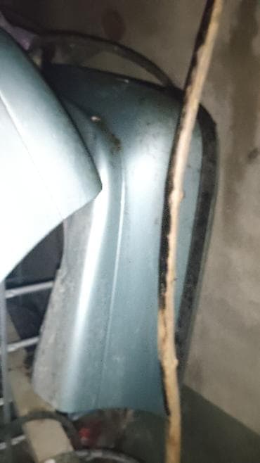 unitaz işlənmiş: Ağ rəngli keramika tualet, oturacağı və ayrı su çəni ilə təchiz — 7