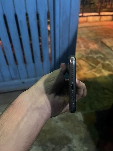 14 pro maxs: IPhone 11, 128 GB, Qara, Face ID — 1