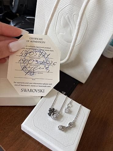 Boyunbağılar: Boyunbağı, Swarovski — 1