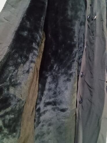 qadınlar üçün süni dublyonkalar: 48z50Qadıni üçün uzun qış paltosu - Rəng: tünd boz/qartal qara — 2