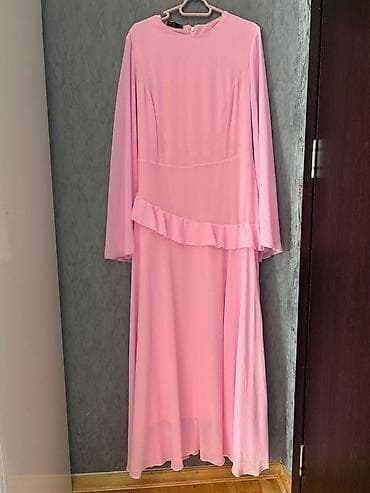 Ziyafet ve ev ici xeyir isler ucun zerif sade don. Bir defe geyinilib