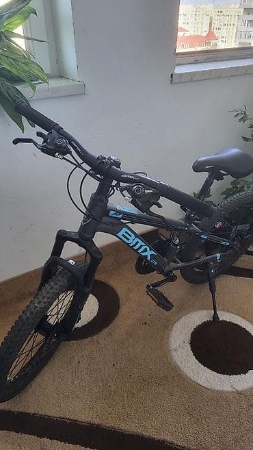 BMX GTR dağ tipli 20 lik velosiped. Şəhər içi sürüş və yüngül off-road