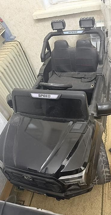 Uşaq üçün elektrik maşınları: Az istifade olunmuş uşaq üçün elektrikli minik maşını ( 500 azn — 4