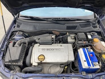 opel sitra: Opel Astra: 1.6 l | 2001 il 320000 km Sedan — 4