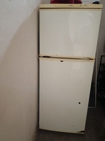 Сушилки для фруктов и овощей: Б/у 2 двери Dnepr Холодильник Продажа, цвет - Белый, С колесиками — 2