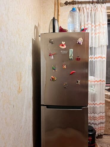 gəncədə 3 otaqlı ev: Bir nefer telebe ve ya işleyen oğlan axtarılır,temizkar,ünsiyyetcil — 4