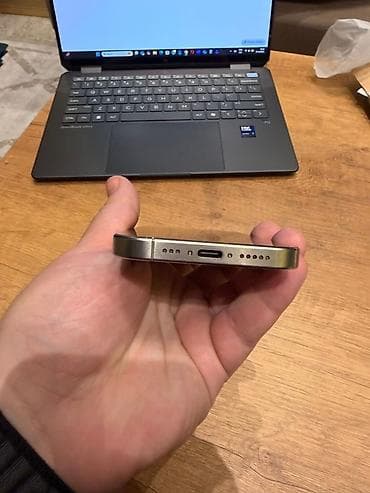 aple: IPhone 15 Pro, 128 GB — 3