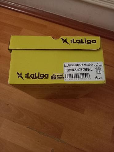 Musiqi alətləri: Butslar Ölçü: 38, Yeni — 3