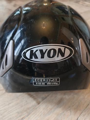 KYON motosiklet dəbilqəsi - Ölçü: S (55–56 sm baş dairəsi) - Çəkisi