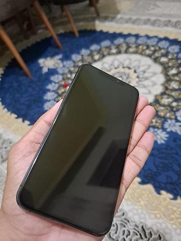 12 pro max barter: IPhone Xs Max, 256 GB, Space Gray, Simsiz şarj — 7