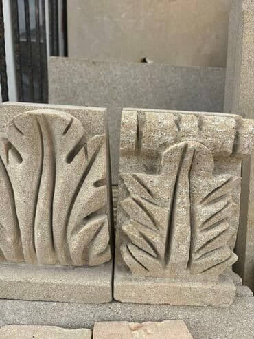 Tavan: Təbii daşdan oyma dekorativ elementlər - Material: qumdaşı/peyda daş — 1