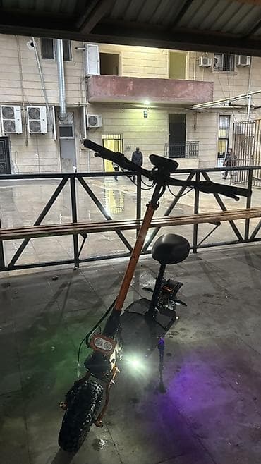 Elektrik skuter – güclü off-road model - Geniş, protektorlu off-road — 1