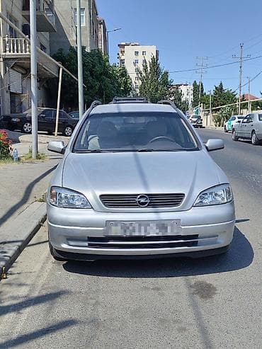 Opel Astra: 1.8 l | 1999 il 554000 km Universal