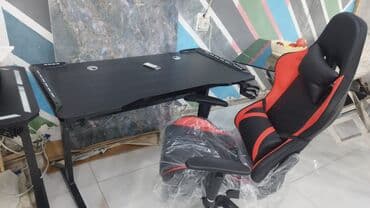 yığılıb açılan stol: Gaming masa və kreslo dəsti kreslo isiqli 360 azn Masa 450 azn . - — 2