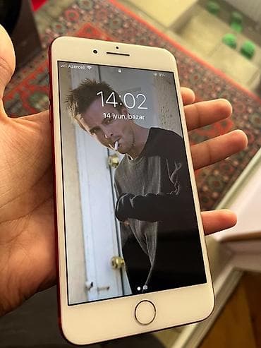 iphone 5 's: IPhone 7 Plus, 128 GB, Qırmızı, Barmaq izi — 2
