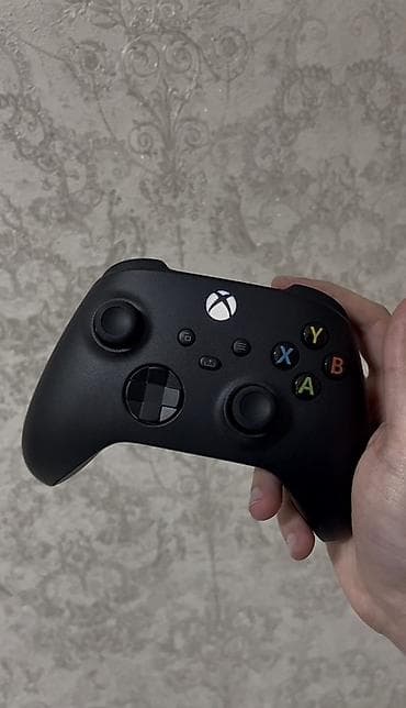 iphone 16 pro 256: Xbox Wireless Controller (qara) X box pultu satilir. Qutusu var — 1