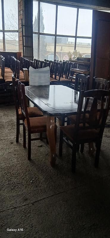 mebler: Stullar ilə, Dördbucaq masa, Digər adam sayı — 5