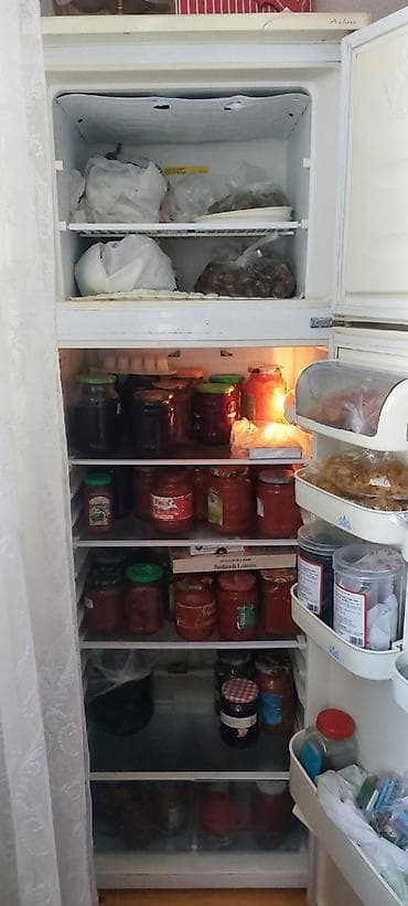 swizer soyuducu: Salam. Beko markalı soyuducu. Normal isleyir. Ünvan neromanov metro — 2