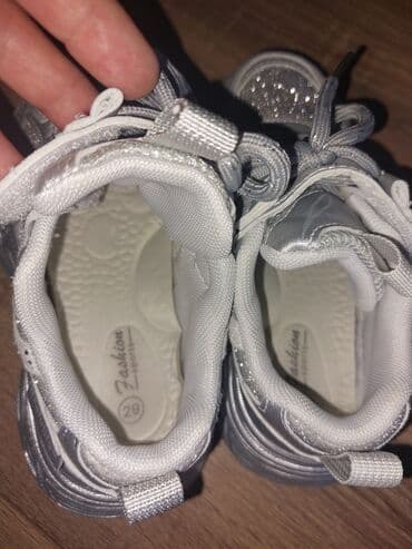 детские кожаные кроссовки: Uşaq idman ayaqqabısı – gümüşü rəng - Parlaq effektli tekstil və süni — 6