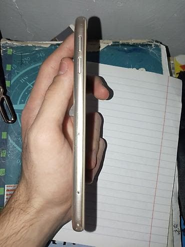 nokia 2 4: Samsung Galaxy J3 2017, 16 GB, rəng - Qızılı, Düyməli — 4