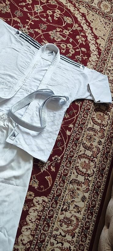 Adidas ağ rəngli cüdo kimono dəsti - Brend: Adidas - Komplekt: üst — 5