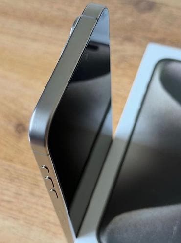 televizor islenmis: IPhone 15 Pro Max, 256 GB, Natural Titanium, Zəmanət, Simsiz şarj, Face ID — 4